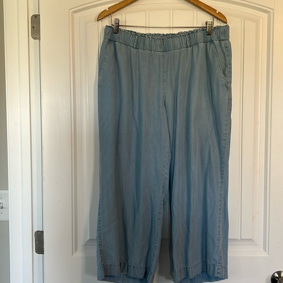 Ann Taylor LOFT Lyocell wide leg Crop Pants Size Large Petite - Picture 1 of 7